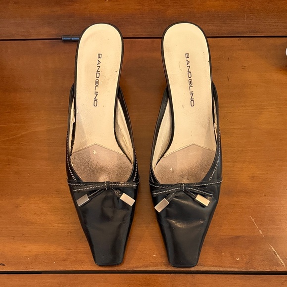 Bandolino Shoes - The Bandolino Mules with a kitten heel to wear with everything (9)